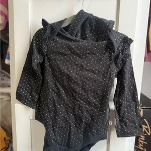 GAP Black and Gold Long Sleeve Tee and Matching leggings set